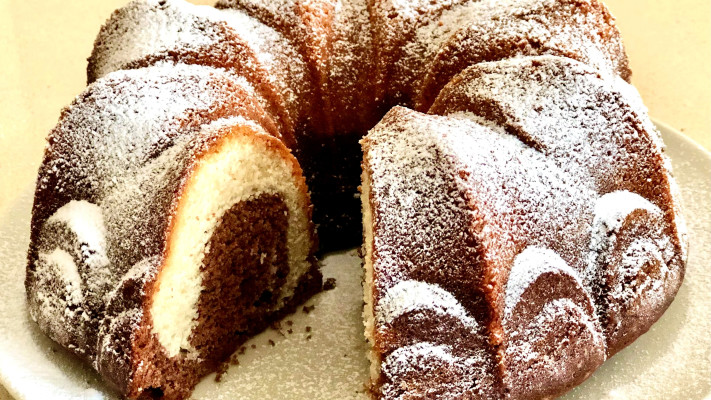 עוגת שיש בחושה