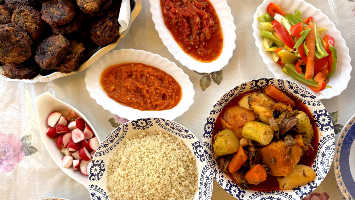 סלטים וקוסקוס של סבתא שרינה