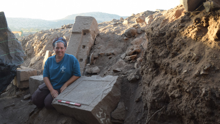אביגיל רוזנבאום ברכה על יד משקוף וטבולה אנסטה