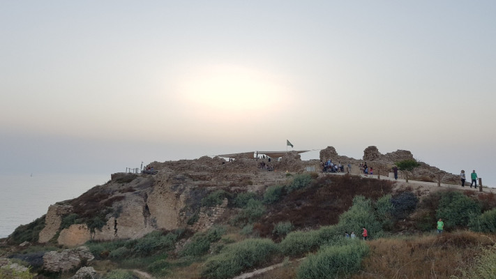 מסלולי טבע היסטוריים באפולוניה