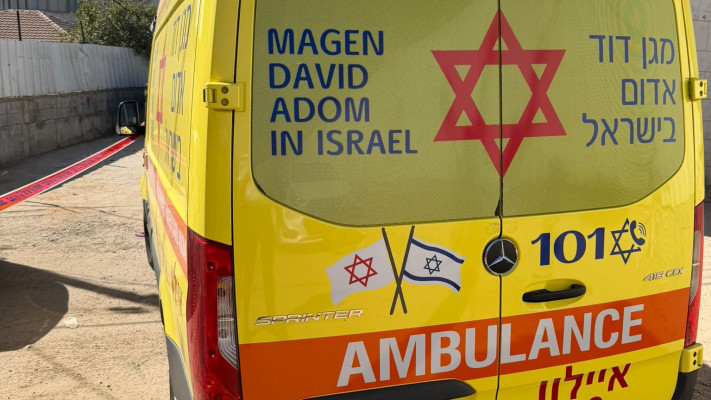 ניידת מד''א באזור הרצח בלוד