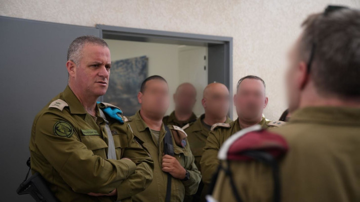 ראש אגף הטכנולוגיה והלוגיסטיקה, אלוף רמי אבודרהם, בסיור מתחם הקליטה