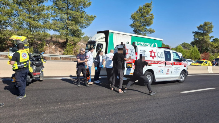 אירוע ירי כביש 443