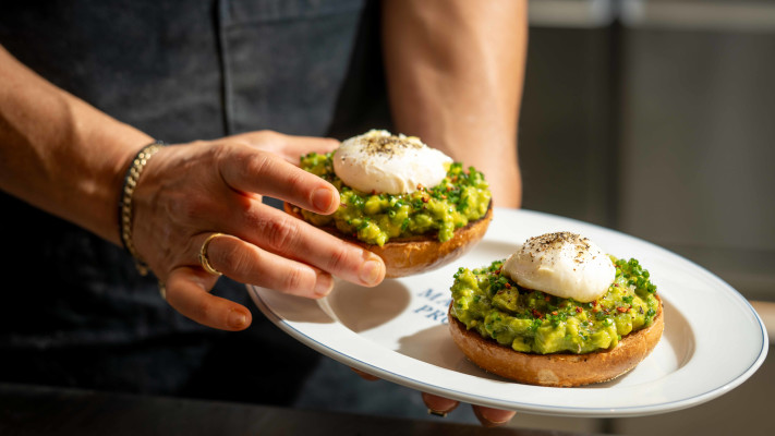 שמירז &ndash; הביישל שופ של מיכל אפשטיין