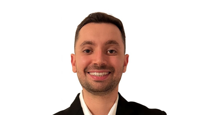 עידן יסקולקה, אפולו גרופ