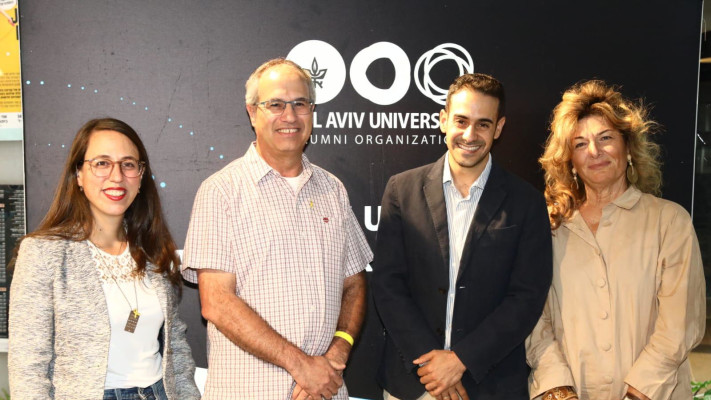 סיגלית בן חיון, גדי עזרא, עודד אגם וענבל אורפז (צילום: יעל צור)