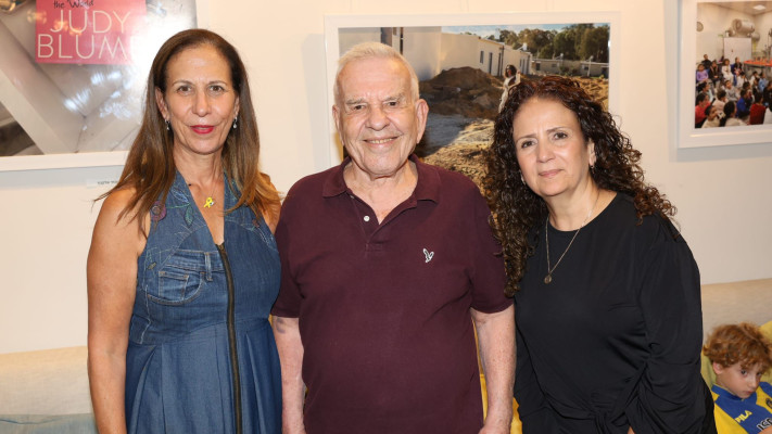 ענת אלקבץ, אלי פישר וסיגל בר-און  (צילום: רפי דלויה)