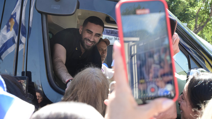 שגב כלפון חוזר הביתה