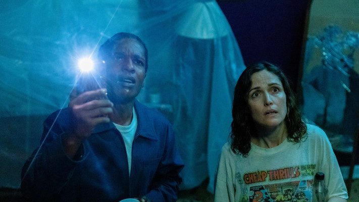 ''אם היו לי רגליים הייתי בועטת בך''