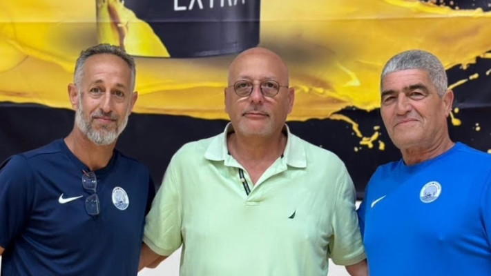טל רוסו, עמרי לוטן ועמוס אריאל, מנכ״ל מועדון כדורסל עוטף דרום (צילום: יח''צ)