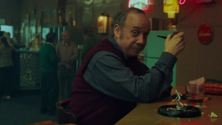 ''נשארים לחג'' (''The Holdovers'')