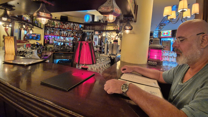 נאמנות למקור. ארנולד