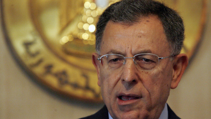 ביקורת חריפה. פואד סניורה