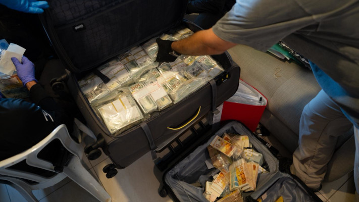 עשרות מיליוני שקלים ודולרים שנתפסו במעבדה באשדוד