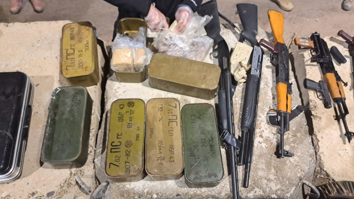 אמצעי הלחימה שנתפסו בתשתית הברחת הנשק מסוריה