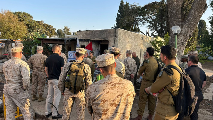 כנס מיוחד - צה''ל מלמדת את צבאות העולם על המלחמה