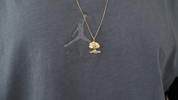 מרכז השיקום לנפגעי המלחמה, השרשרת של גולני תמיד על הצוואר