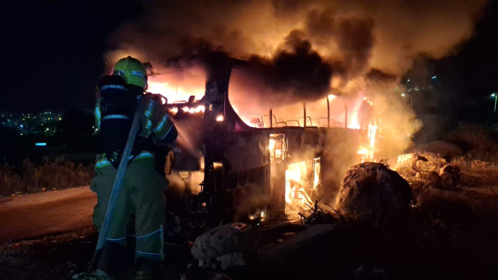 שריפות האוטובוסים בשפרעם (צילום: כב''ה צפון)