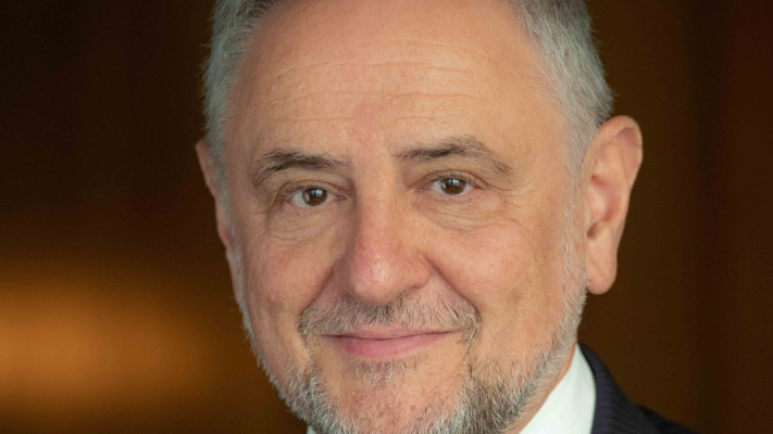 רוברט זינגר, יו''ר ארגון אלומות אור