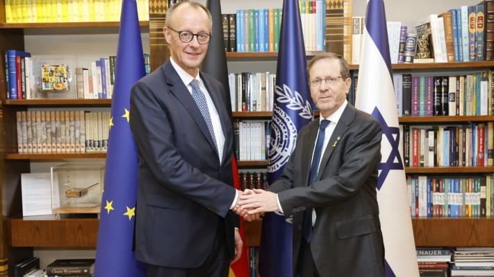 הנשיא יצחק הרצוג וקנצלר גרמניה פרידריך מרץ