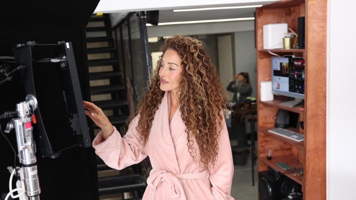 שירלי בוגנים בקמפיין החורף של מיקי בוגנים