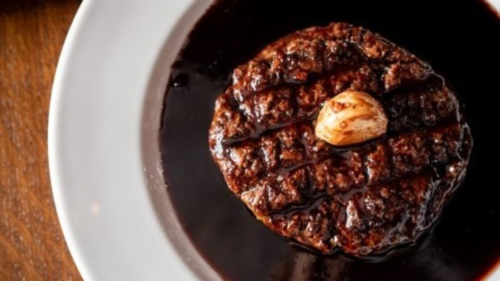 המנות בדיינר מקום של בשר