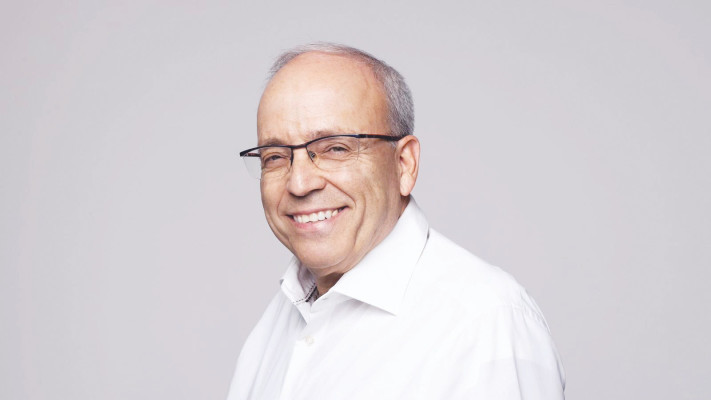 אברהם נובוגרוצקי