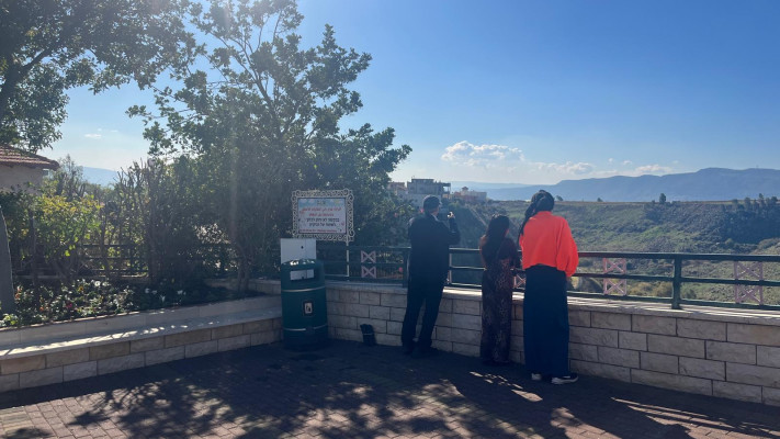 תיירים אתמול ברג׳ר