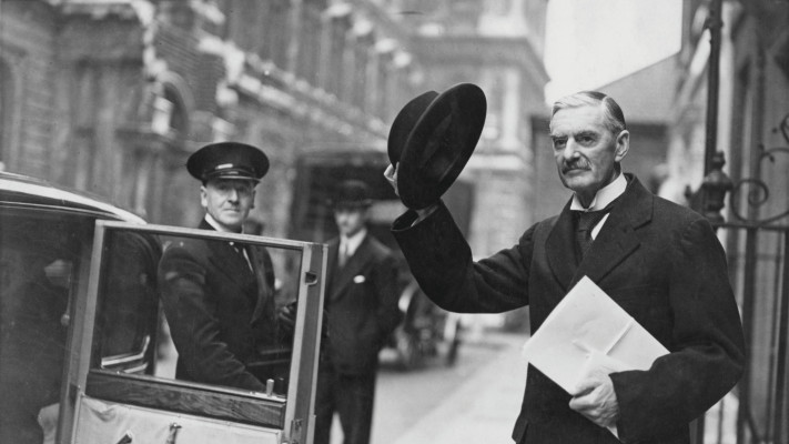 נוויל צ'מברלין