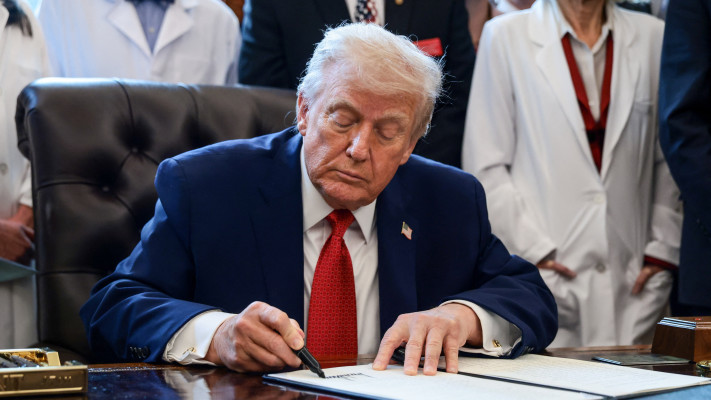 חוק חסר תקדים נגד השקעות בחברות סיניות