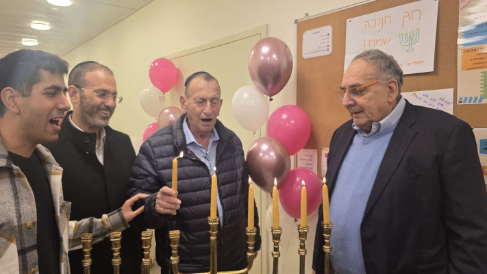 רוטטשטיין, (מימין) חולדאי והרב שטיין. (צילום: פרטי)