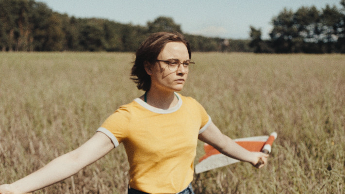 ''צליל של נפילה'', 2025