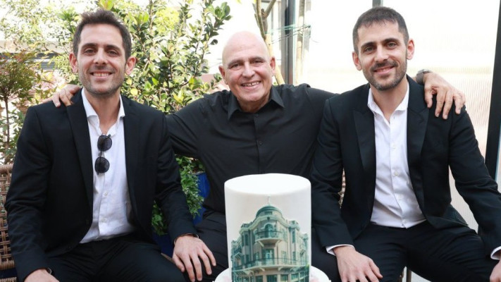 מימין: נדב פתאל, דוד פתאל ואסף פתאל (צילום: דנה קופל)