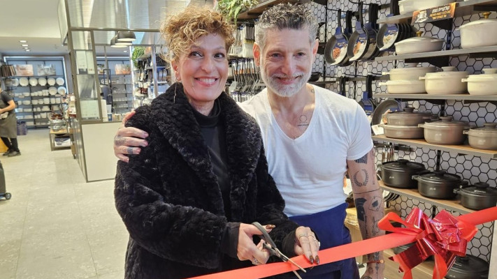 אסף גרניט וסיגל אורון מנכ''לית חטיבת נעמן ורדינון (צילום: גפן יוגב)