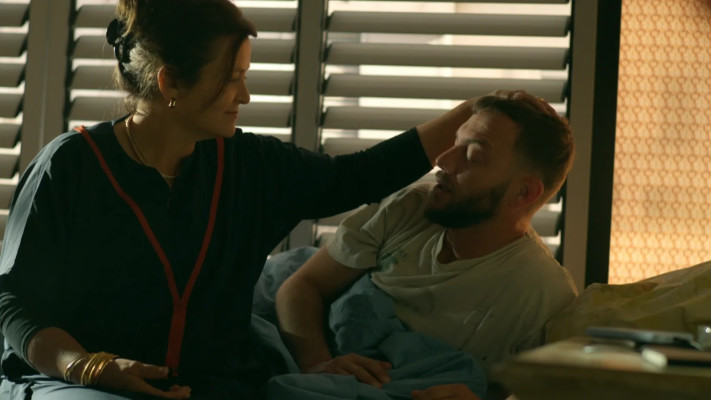 אביאל (עוז זהבי) וויויאן (שרה פון שוורצה), ''זגורי אימפריה''