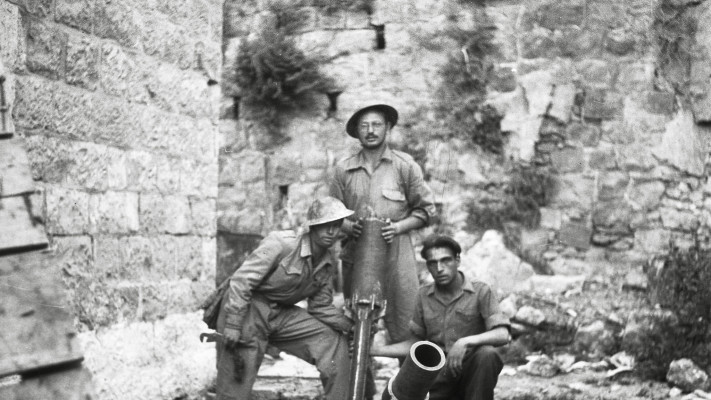 ורנר בראון - לוחמים ליד מרגמת דוידקה