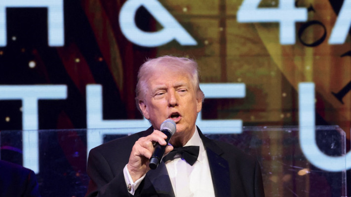 טראמפ במהלך חגיגות השנה החדשה 