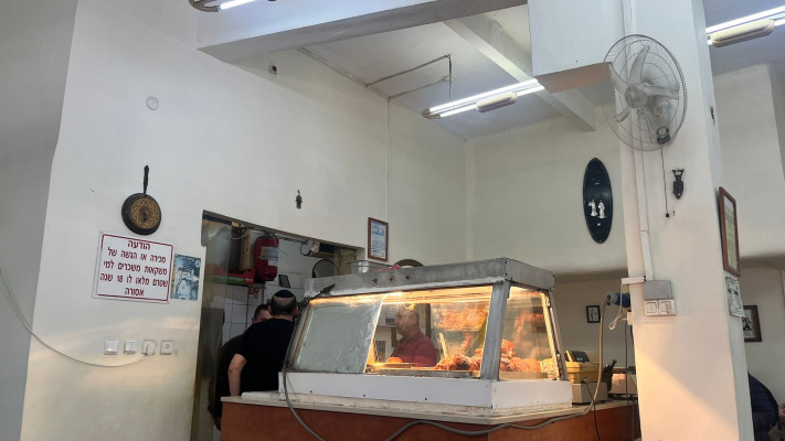 מינימום עיצוב, מקסימום טעם. עופות שמעון