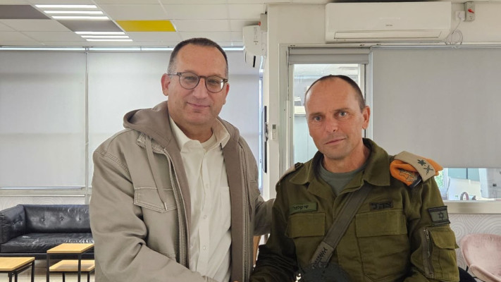 מפקד פקער ורן קוניק