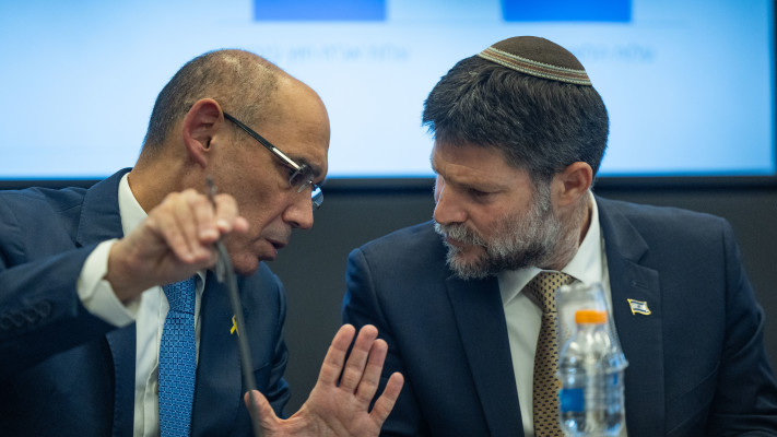 שר האוצר סמוטריץ' והנגיד פרופ' אמיר ירון