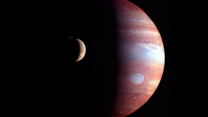 צדק והירח שלו אירופה