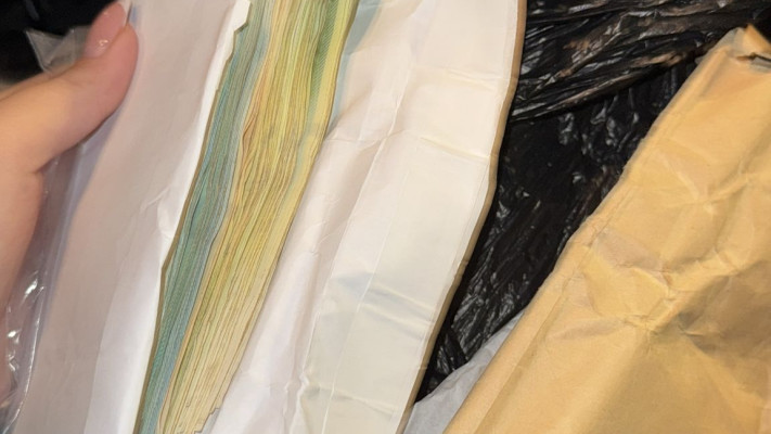 הכסף שנגנב במסעדה