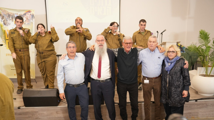טליה גולן, ראובן שליסל, גבי אופיר,  מנדי בליניצקי  (צילום: אורן חיים)