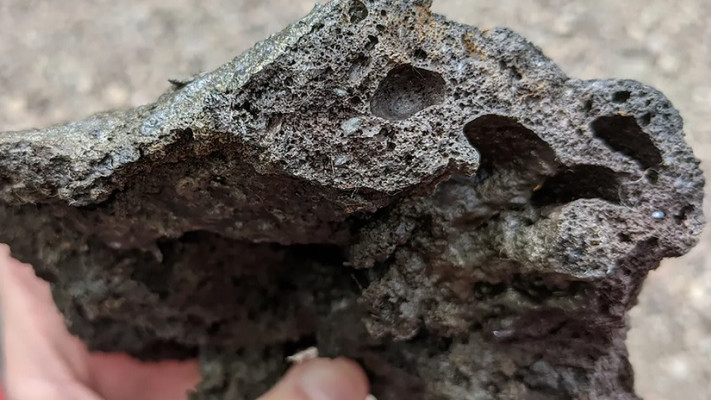 סלע בזלת. זרז כימי טבעי