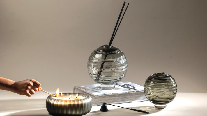 נרות של FACTORY CANDLES