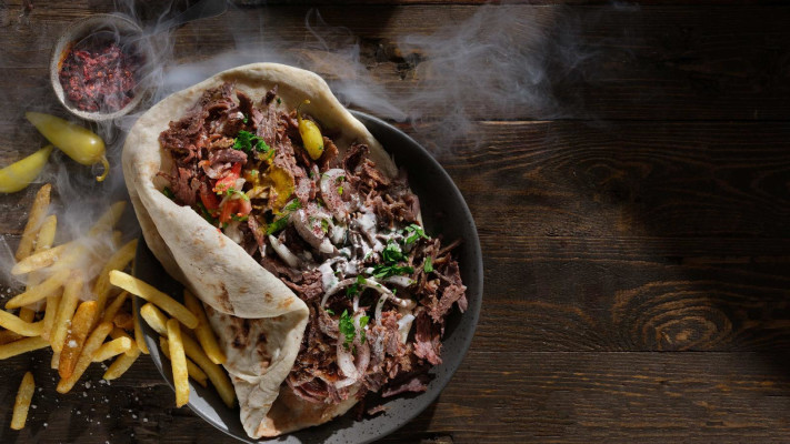 המסעדה ''מנגל''