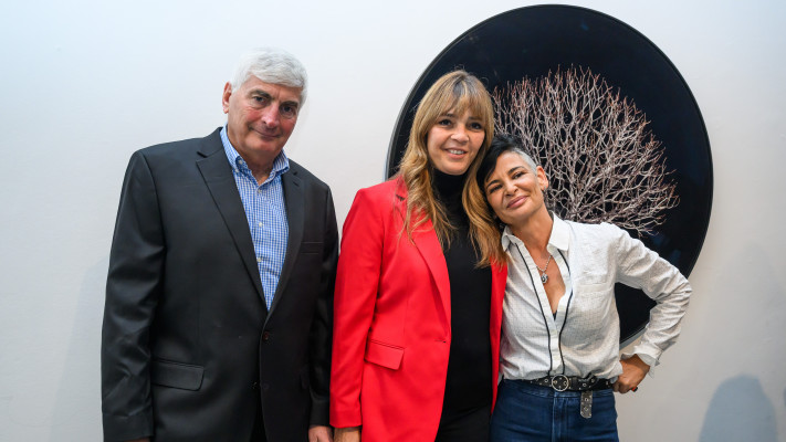 טל שוחט, ציפי ויגאל לנדאו (צילום: יובל יוסף)