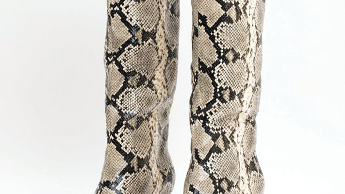 קסטרו - מגף מנוחש - 349.90שח 