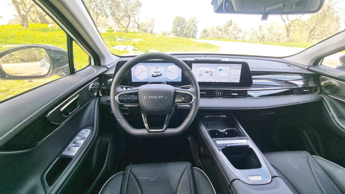 צ׳רי FX היברידי 