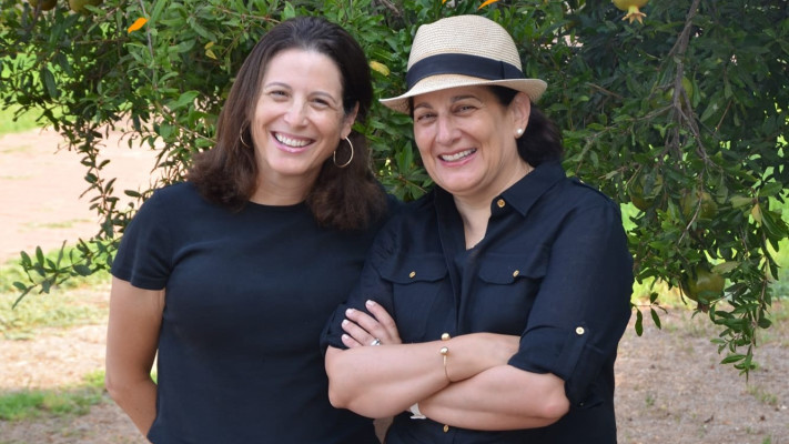 נעמה בראונשטיין, ויוי מן. מייסדות עמותת תן וגב